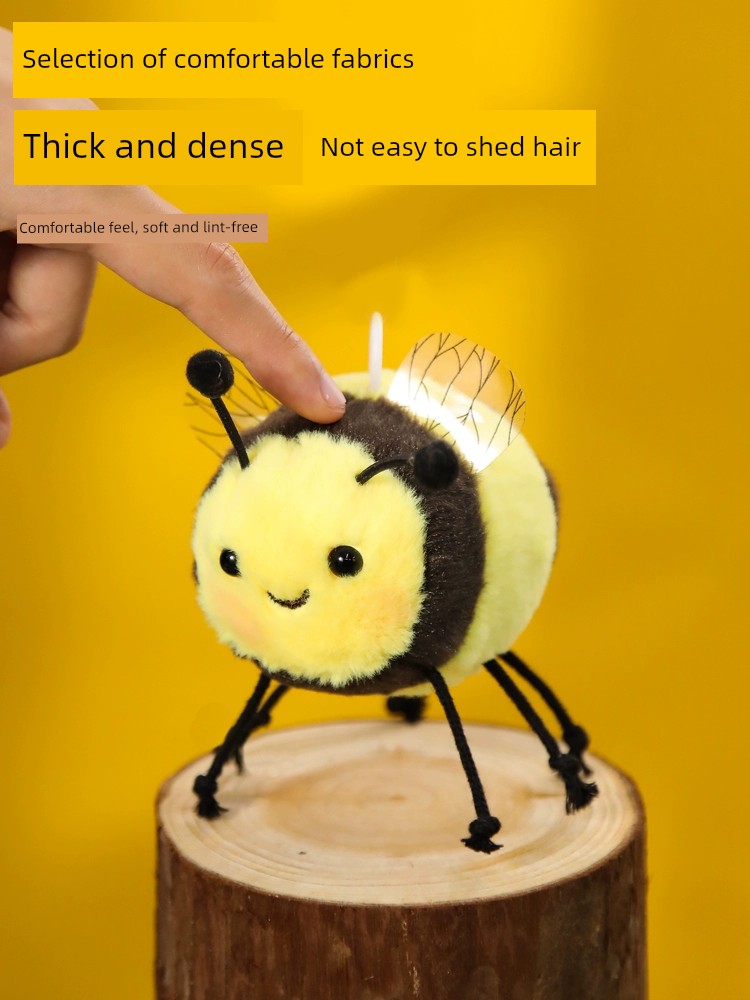 A Little Seven Ladybug Pull Wire Turn Toy
